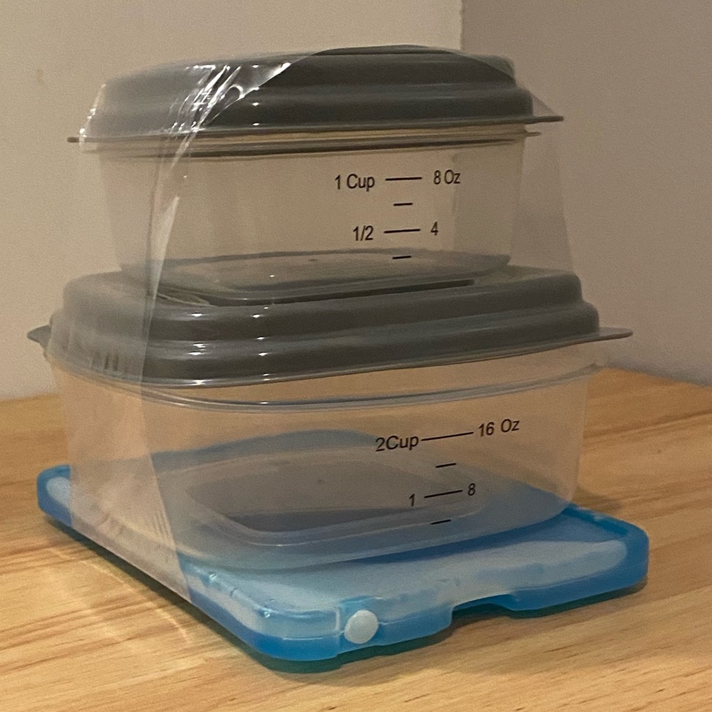 Container Set (Plastic) - Picture 2 of 3